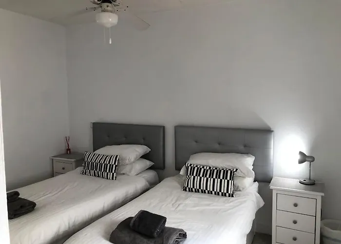 Sunset Bay 15 - Two Bed 阿德耶